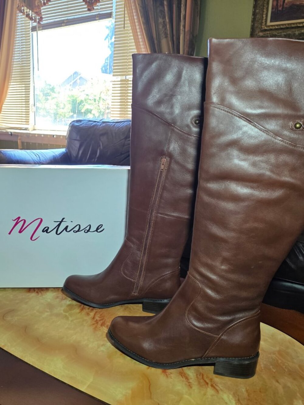Matisse Sicoya Women's Brown Leather Knee-High Riding Boots Wide Calf 10 w/ box.